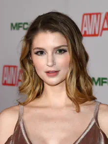 Nadya Nabakova (Bunny Colby)